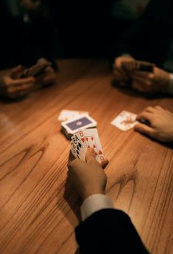 3 câu hỏi về tài xỉu và baccarat